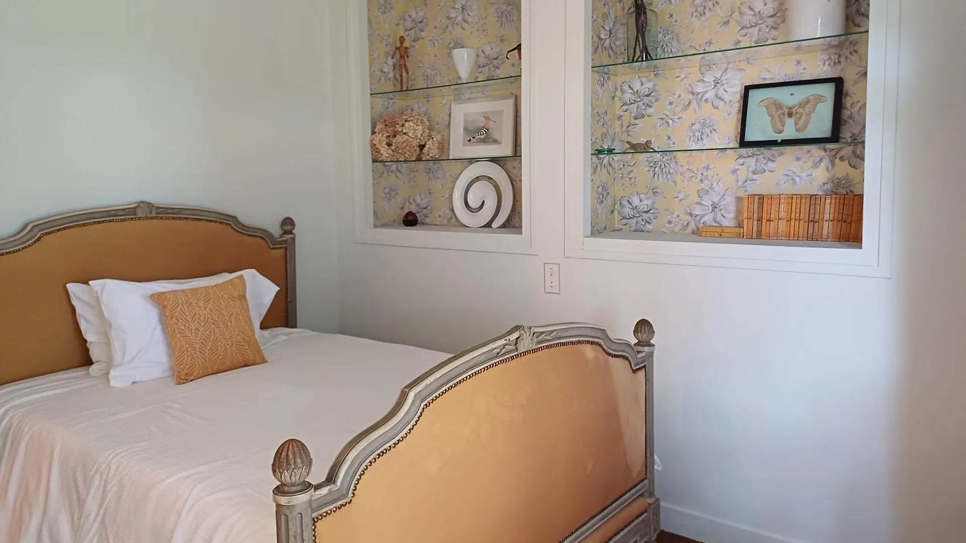 בית נופש Sariac-Magnoac Chateau In Sw France - Comfortable 6 Bedroom House