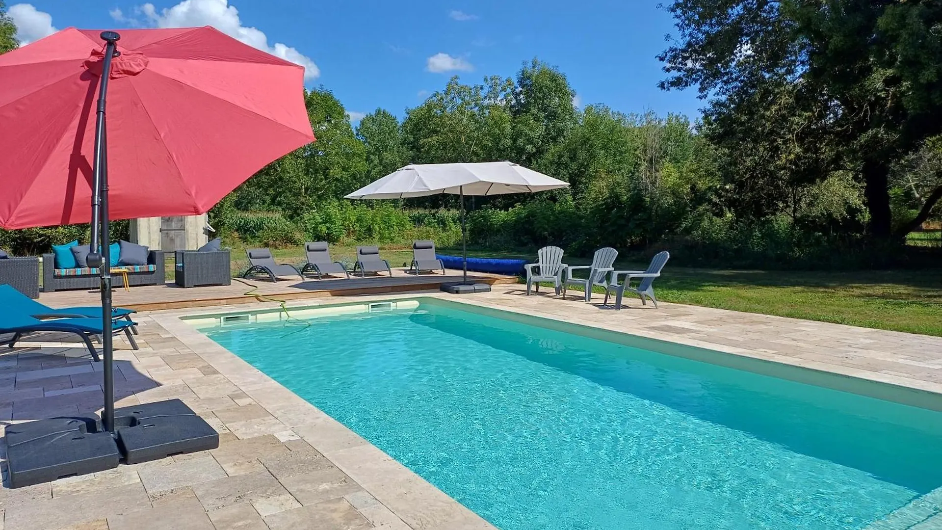 בית נופש Sariac-Magnoac Chateau In Sw France - Comfortable 6 Bedroom House